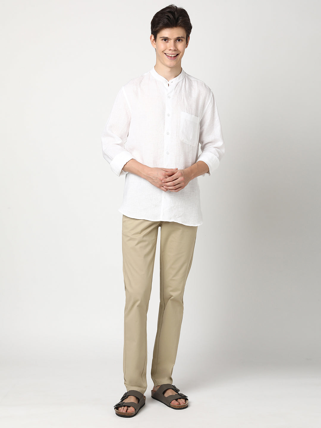 Stitch Hub Tan Cotton Chinos For Men- Regular Fit With Solid Pattern
