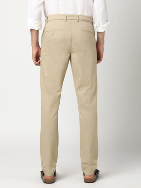 Stitch Hub Tan Cotton Chinos For Men- Regular Fit With Solid Pattern
