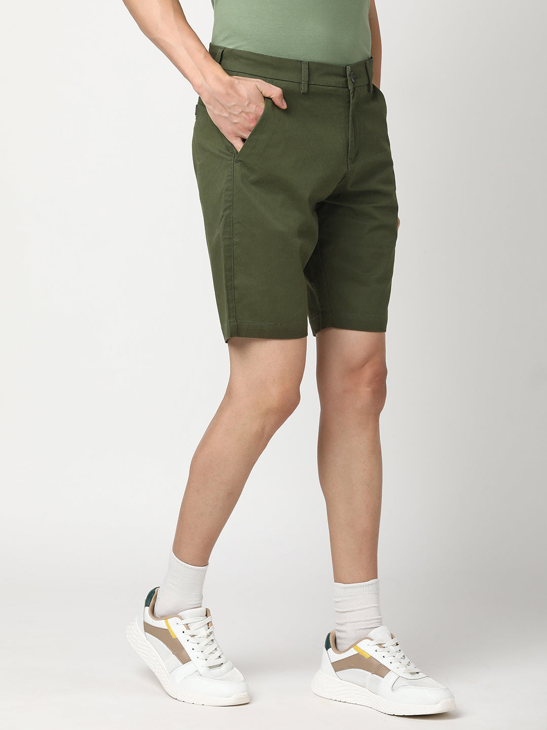 Stitch Hub Men's Olive Green Solid Cotton Shorts - Regular Fit